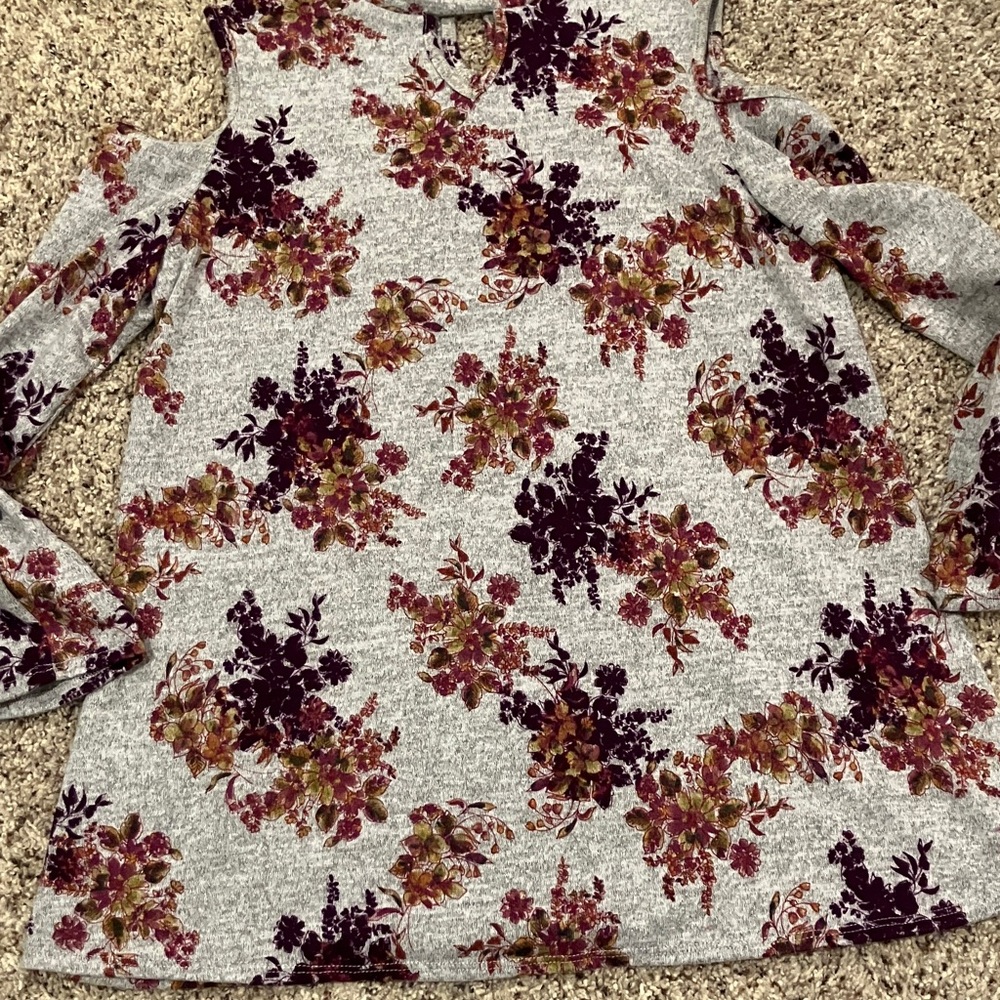 Iz Byer Gray Floral Kids Blouse